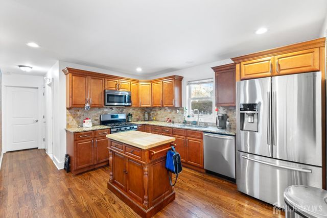 143 S Inman S Avenue, Avenel, NJ 07001