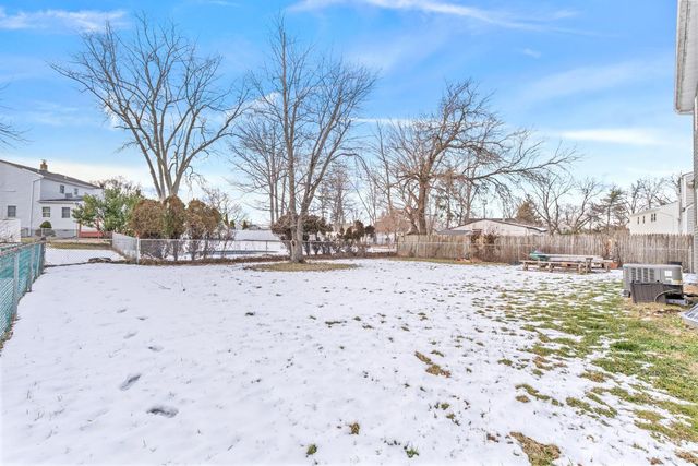 143 S Inman S Avenue, Avenel, NJ 07001