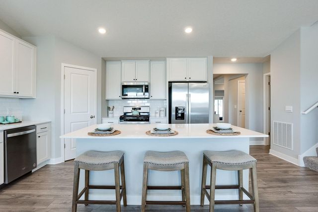 7001 Mackenzie Court NE, Otsego, MN 55330