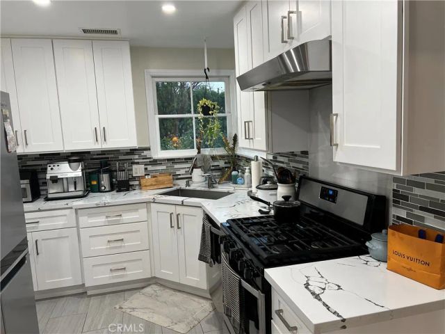 5469 E Garford, Long Beach, CA 90815