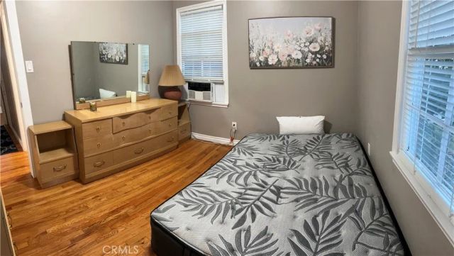 5469 E Garford, Long Beach, CA 90815