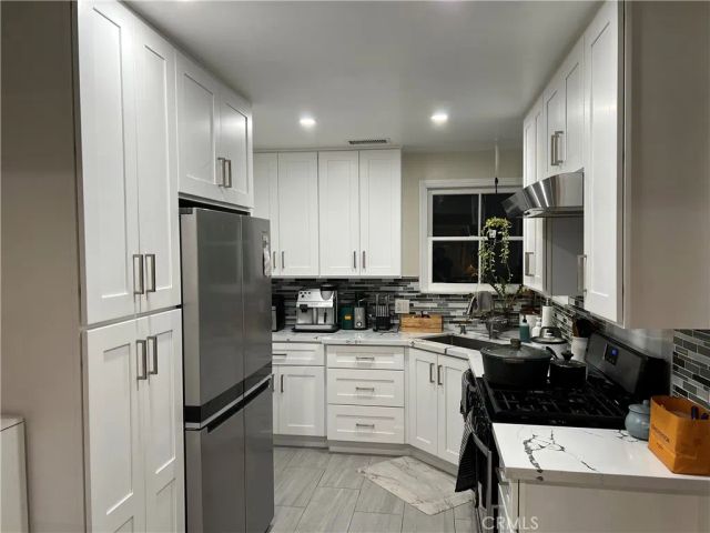 5469 E Garford, Long Beach, CA 90815