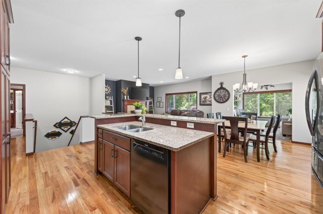 2637 Wilds Lane NW, Prior Lake, MN 55372