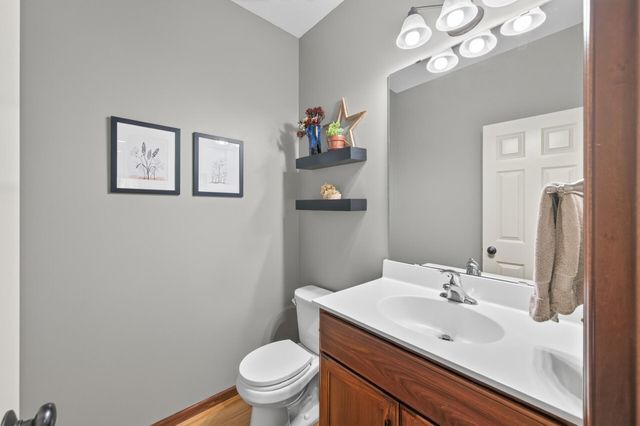 2637 Wilds Lane NW, Prior Lake, MN 55372