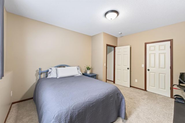 2637 Wilds Lane NW, Prior Lake, MN 55372