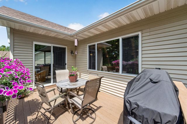 2637 Wilds Lane NW, Prior Lake, MN 55372