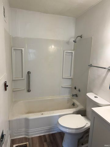 1209 Oxford Street, Fort Wayne, IN 46806
