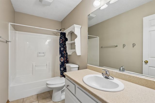 3105 NE Huntington Lane, Ankeny, IA 50021