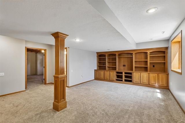 3105 NE Huntington Lane, Ankeny, IA 50021