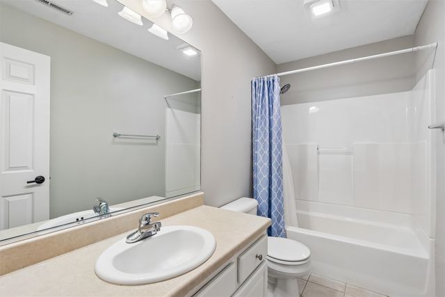 3105 NE Huntington Lane, Ankeny, IA 50021