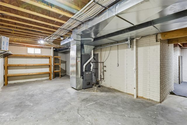 3105 NE Huntington Lane, Ankeny, IA 50021