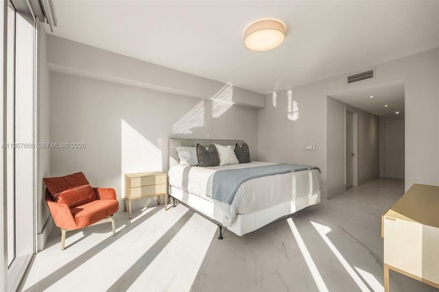 300 Sunny Isles Blvd 4-2202, Sunny Isles Beach, FL 33160