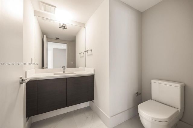 300 Sunny Isles Blvd 4-2202, Sunny Isles Beach, FL 33160