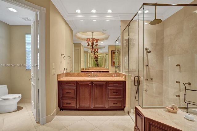 730 Leigh Palm Ave, Plantation, FL 33324