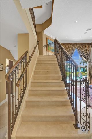 730 Leigh Palm Ave, Plantation, FL 33324