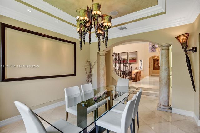 730 Leigh Palm Ave, Plantation, FL 33324