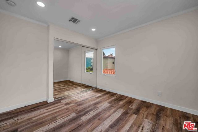 11575 Riverside Drive, Valley Village, CA 91602