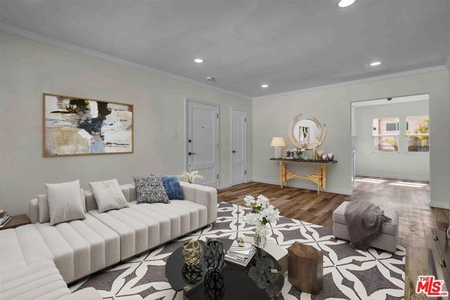 11575 Riverside Drive, Valley Village, CA 91602