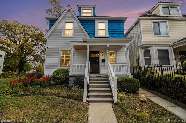 2144 Fischer Street, Detroit, MI 48214