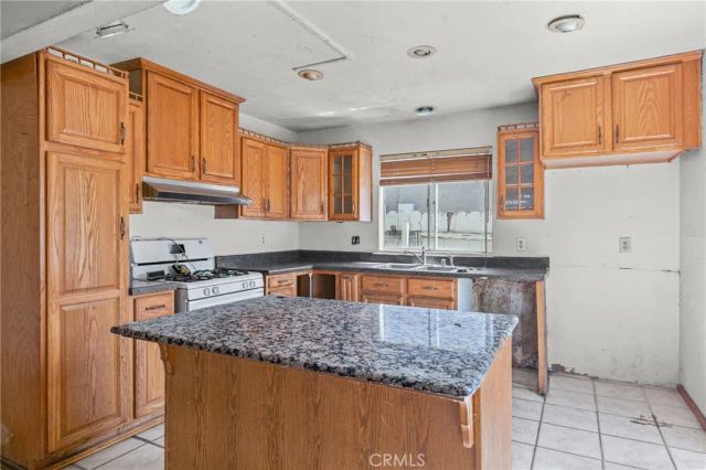 440 Roble Street, Santa Maria, CA 93454