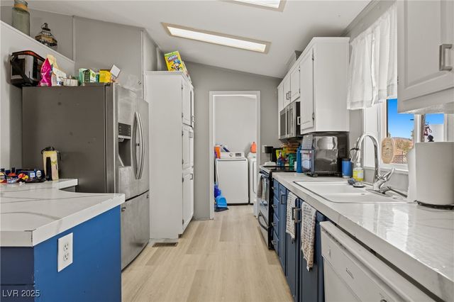 4135 Sandy Street, Logandale, NV 89021