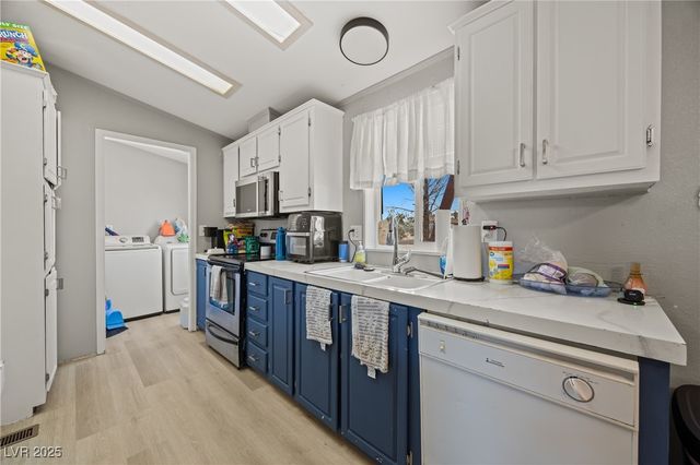 4135 Sandy Street, Logandale, NV 89021