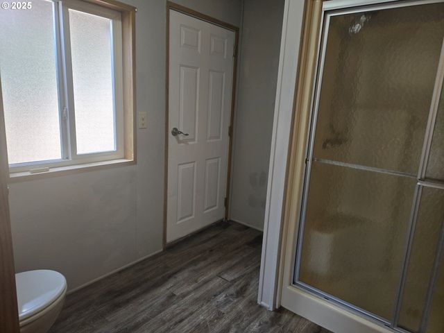 132 OAK TREE Rd, Roseburg, OR 97470