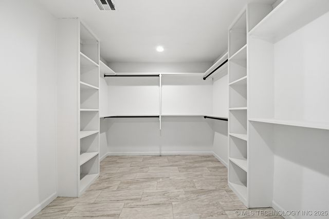 2813 S 88th East Avenue, Tulsa, OK 74129