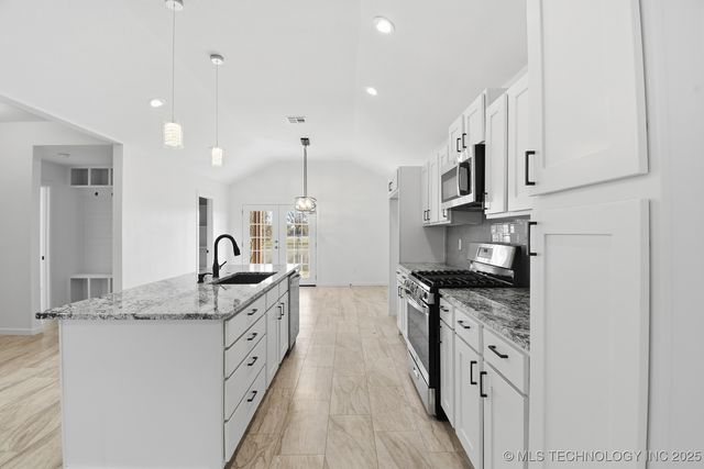 2813 S 88th East Avenue, Tulsa, OK 74129