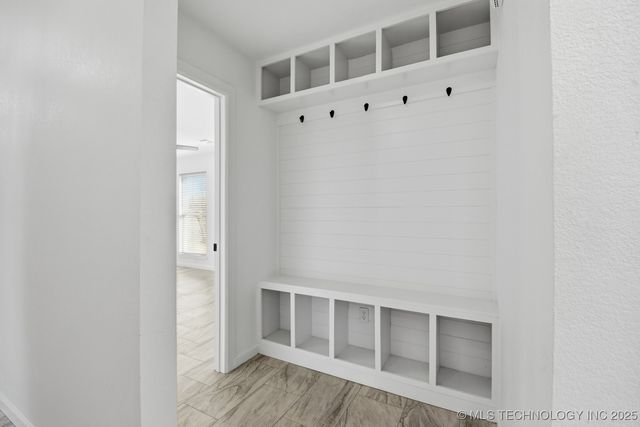 2813 S 88th East Avenue, Tulsa, OK 74129