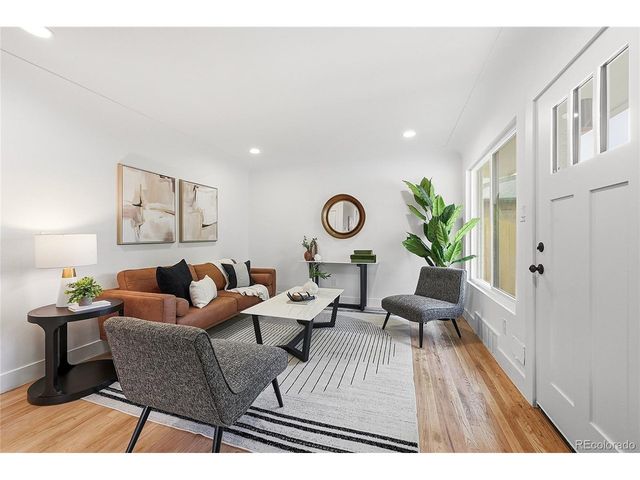 3660 N Grape St, Denver, CO 80207