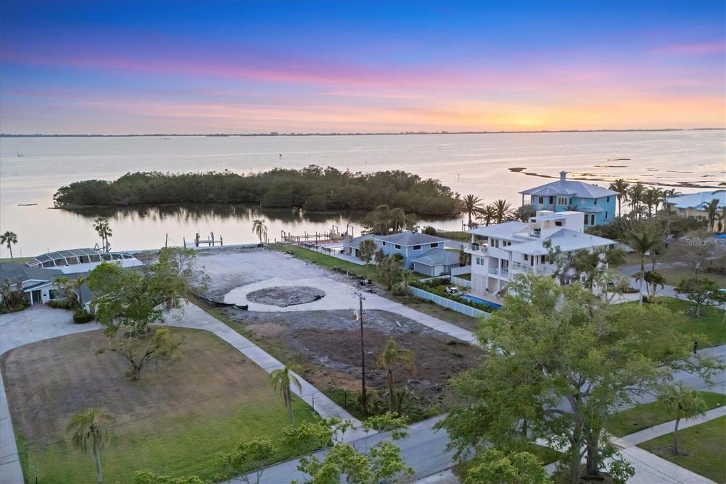 7314 WESTMORELAND DRIVE, SARASOTA, FL 34243 — photo 3