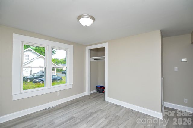 730 W Oakwood Avenue, Albemarle, NC 28001