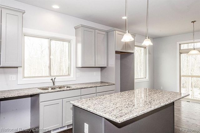 53182 Woodland Meadows, Chesterfield, MI 48047