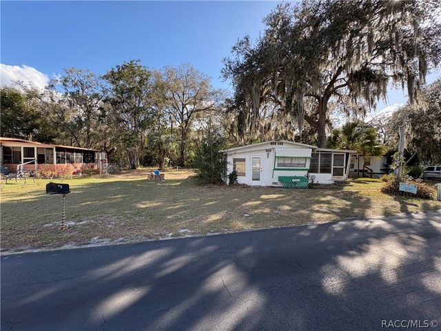 6600 E Lakato Lane, Inverness, FL 34453