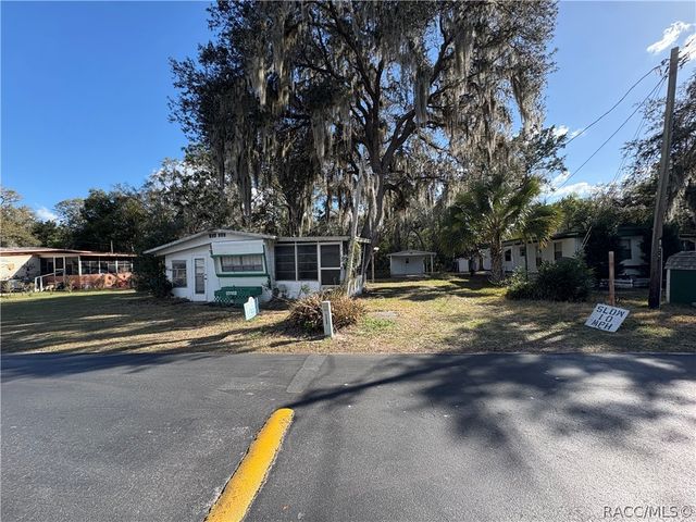 6600 E Lakato Lane, Inverness, FL 34453