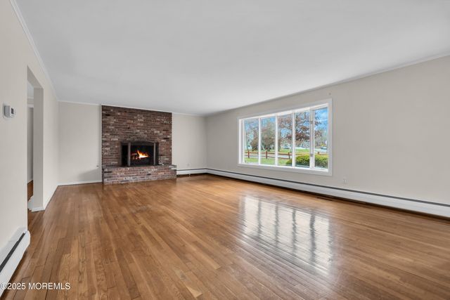 50 Cliffside Drive, Toms River, NJ 08755