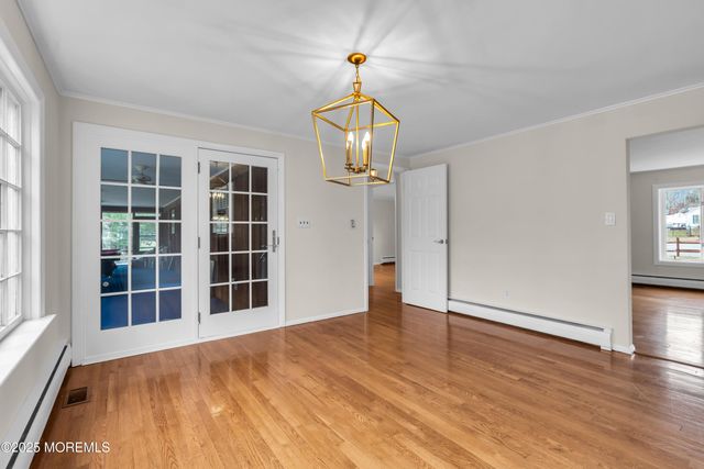 50 Cliffside Drive, Toms River, NJ 08755