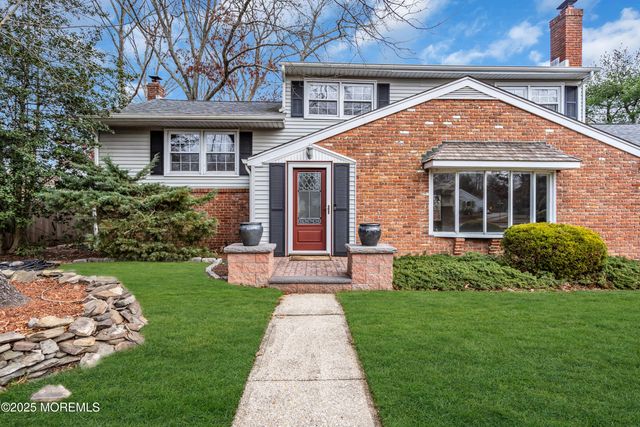 50 Cliffside Drive, Toms River, NJ 08755