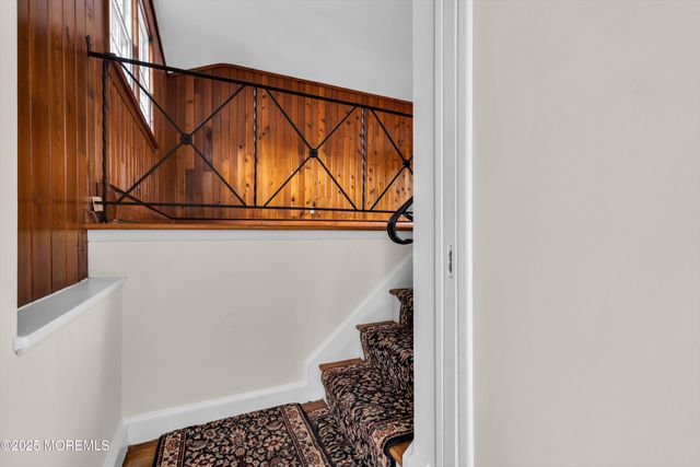 50 Cliffside Drive, Toms River, NJ 08755