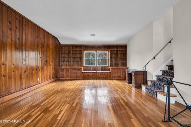 50 Cliffside Drive, Toms River, NJ 08755