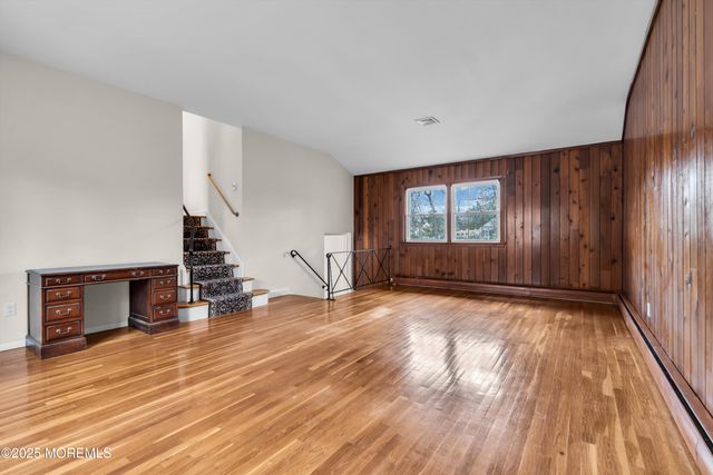 50 Cliffside Drive, Toms River, NJ 08755