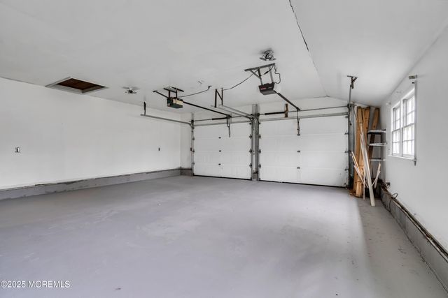 50 Cliffside Drive, Toms River, NJ 08755