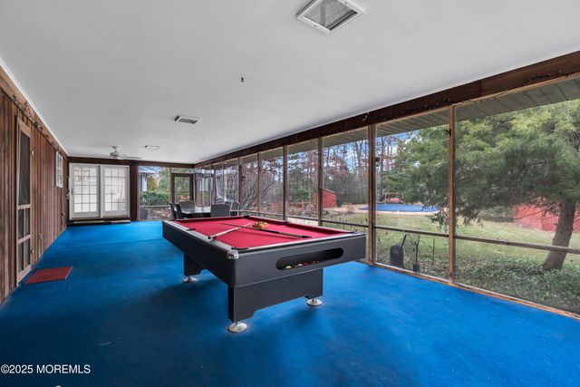 50 Cliffside Drive, Toms River, NJ 08755