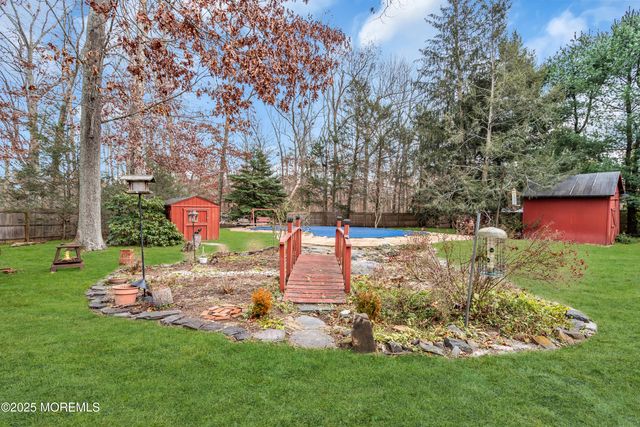 50 Cliffside Drive, Toms River, NJ 08755