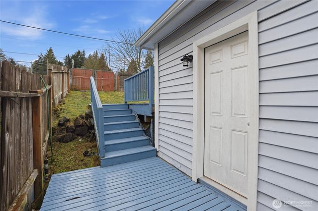 403 S Lafayette Avenue, Bremerton, WA 98312
