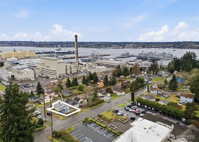 403 S Lafayette Avenue, Bremerton, WA 98312