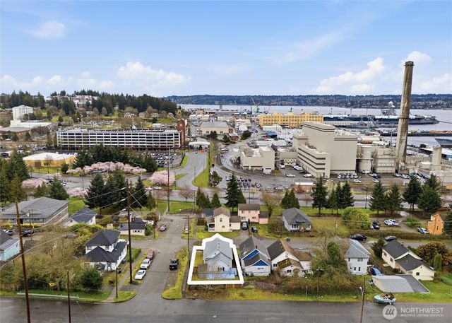 403 S Lafayette Avenue, Bremerton, WA 98312