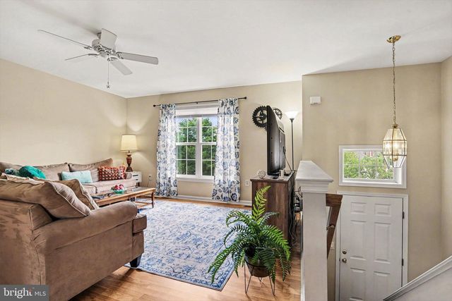2252 IONOFF RD, Harrisburg, PA 17110