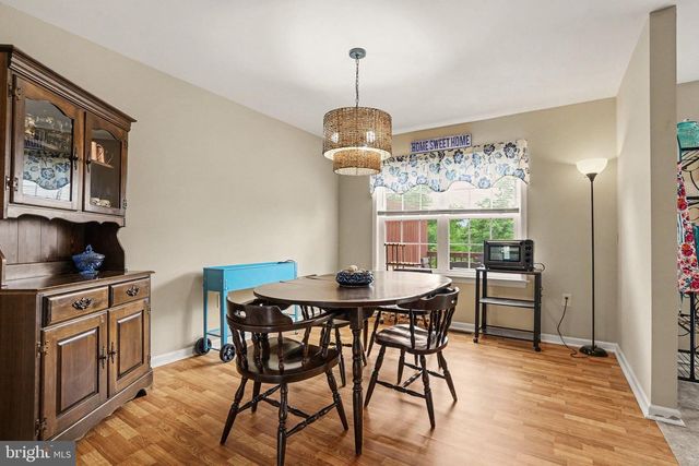 2252 IONOFF RD, Harrisburg, PA 17110